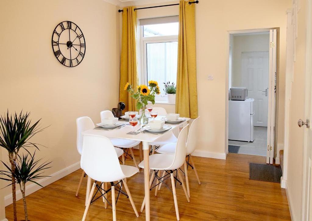 Stylish Norwich Stay Near Cathedral With Parking Екстериор снимка